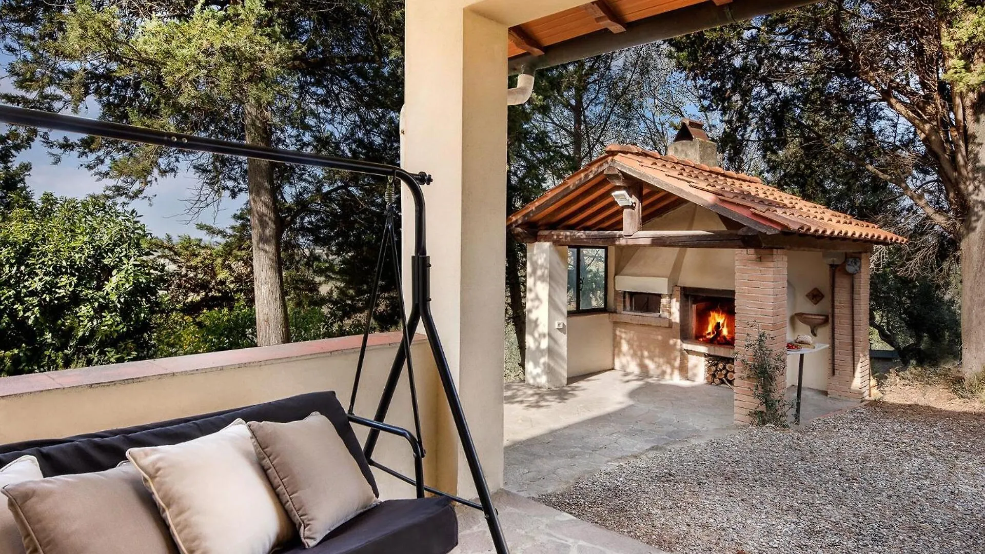 Holiday home Podere Il Gufo Tresanti Italy